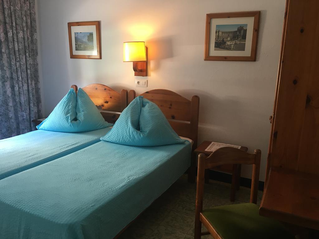 Pension Casa Austria Calella Dış mekan fotoğraf