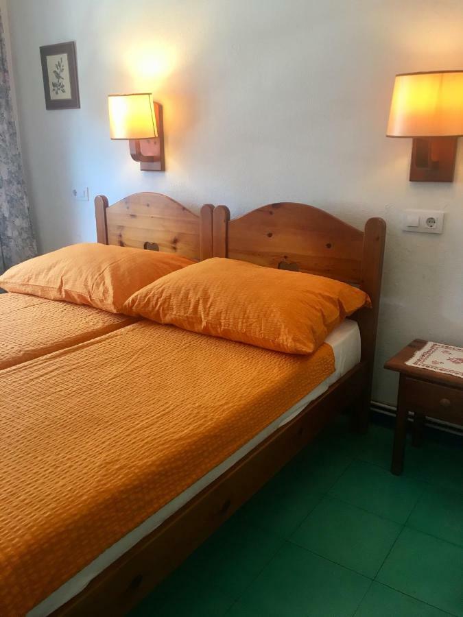 Pension Casa Austria Calella Dış mekan fotoğraf